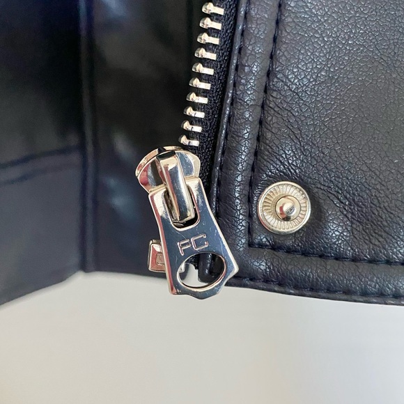 NWT French Connection Faux Leather Jacket Size M - Picture 10 of 17